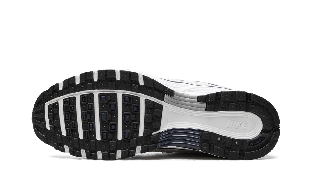 P-6000 "Obsidian Summit White" CD6404 018