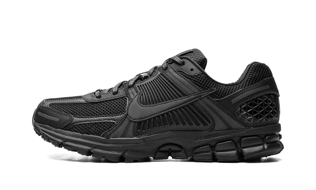 Zoom Vomero 5 "Triple Black" BV1358 003