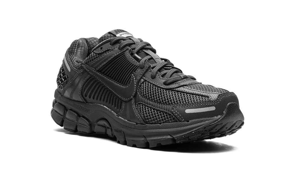 Zoom Vomero 5 WMNS "Triple Black" FQ7079 002