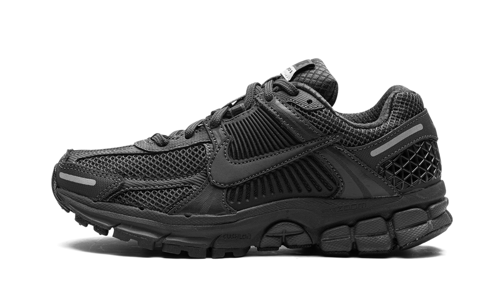 Zoom Vomero 5 WMNS "Triple Black" FQ7079 002